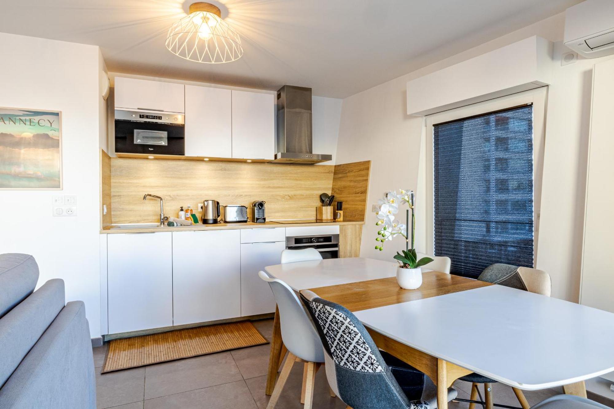 La Plume Vue Lac 3 Etoiles - Garage Prive, Secteur Recherche, Moderne & Tout Equipe, 6 Personnes 阿讷西 外观 照片