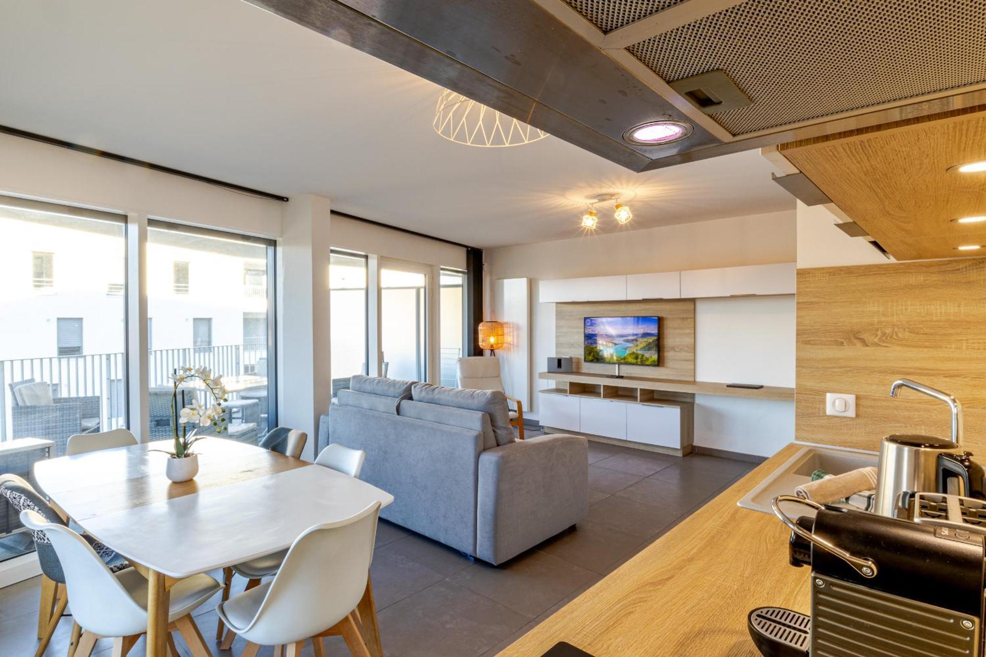 La Plume Vue Lac 3 Etoiles - Garage Prive, Secteur Recherche, Moderne & Tout Equipe, 6 Personnes 阿讷西 外观 照片