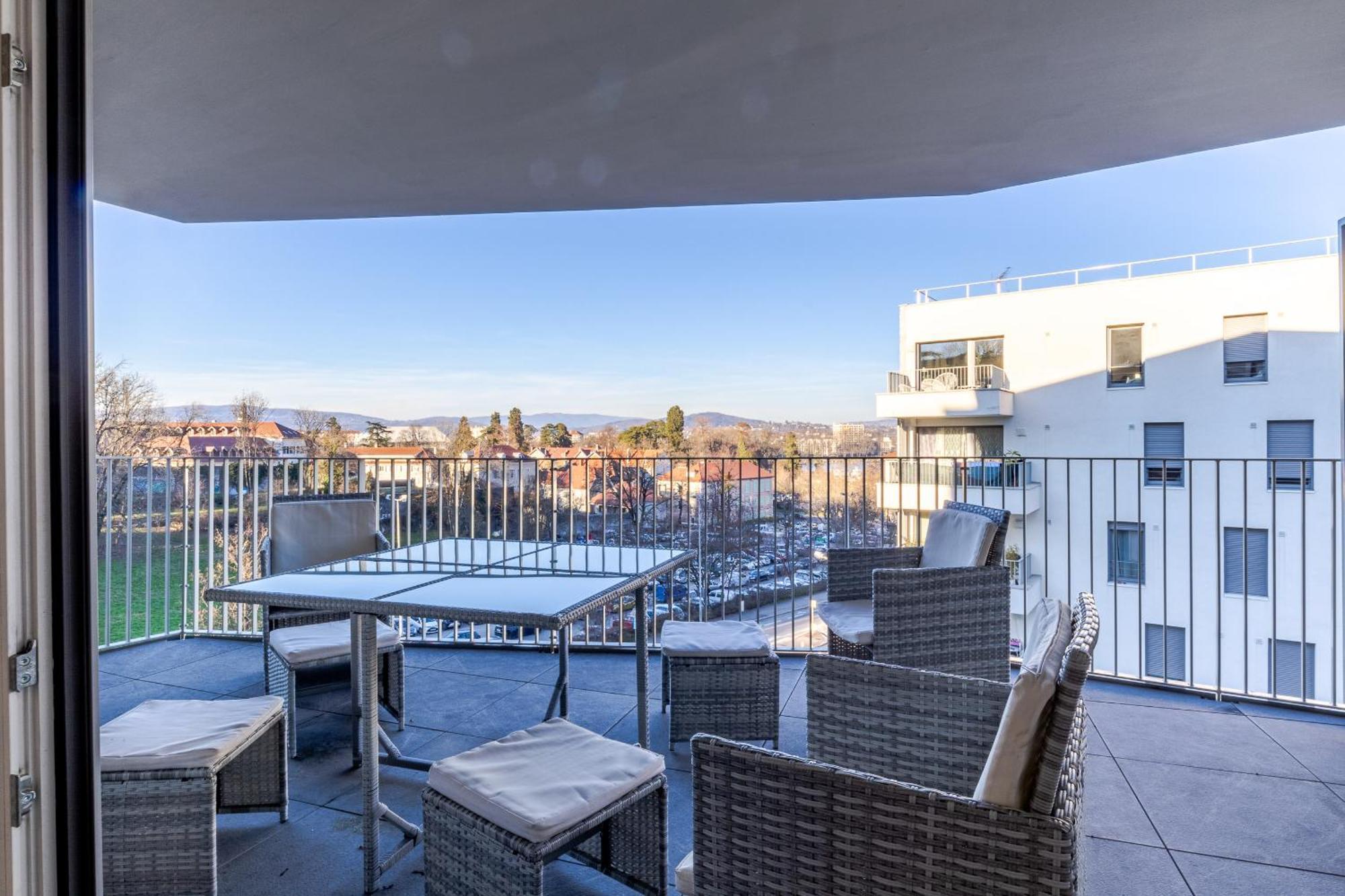 La Plume Vue Lac 3 Etoiles - Garage Prive, Secteur Recherche, Moderne & Tout Equipe, 6 Personnes 阿讷西 外观 照片
