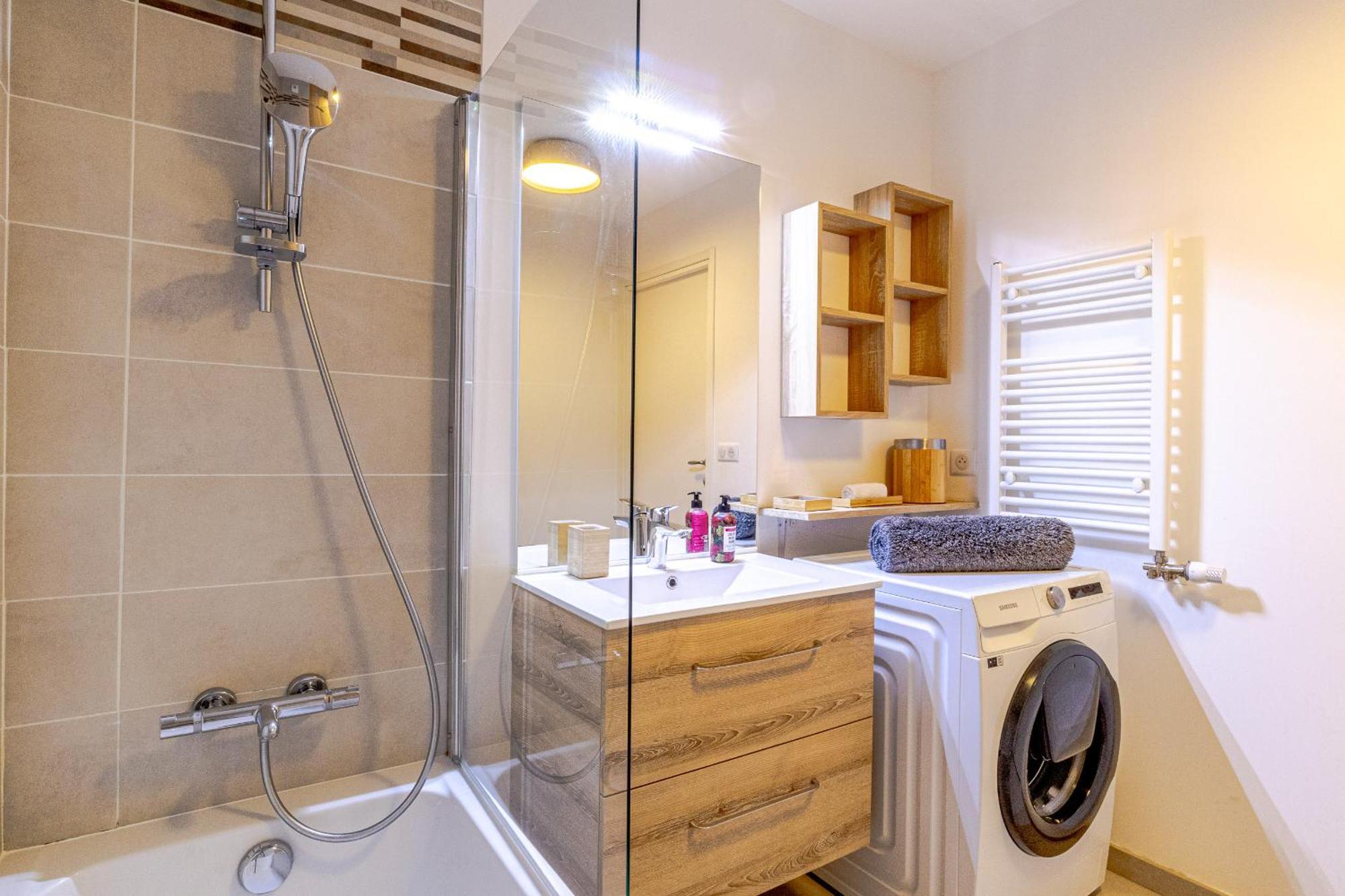 La Plume Vue Lac 3 Etoiles - Garage Prive, Secteur Recherche, Moderne & Tout Equipe, 6 Personnes 阿讷西 外观 照片